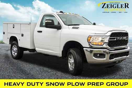 2024 RAM 2500 Tradesman Regular Cab 4x4 8' Box