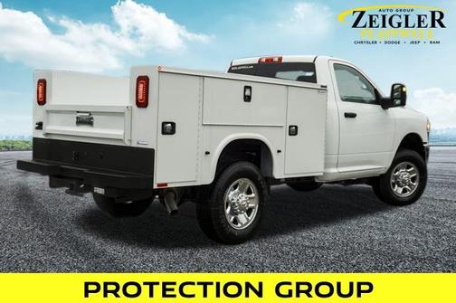 2024 RAM 2500 Tradesman Regular Cab 4x4 8' Box
