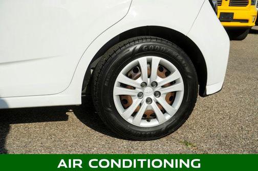 2019 Chevrolet Sonic LT