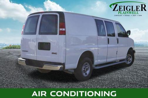 2024 GMC Savana 2500 Work Van
