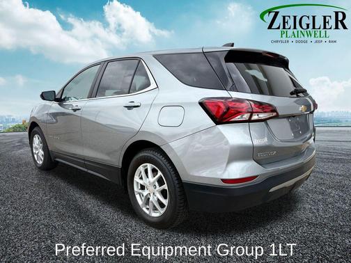 Sterling Gray Metallic 2023 Chevrolet Equinox 1LT