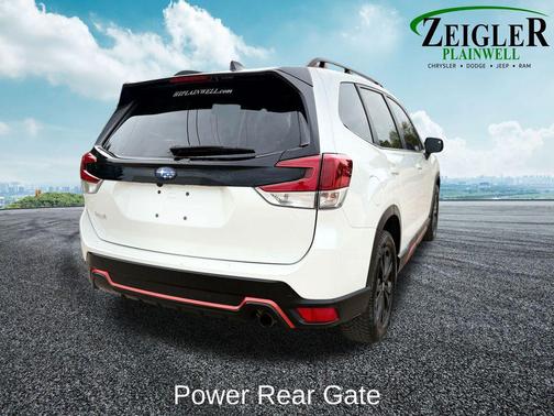 Crystal White Pearl 2024 Subaru Forester Sport