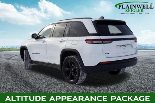 2023 Jeep Grand Cherokee Altitude