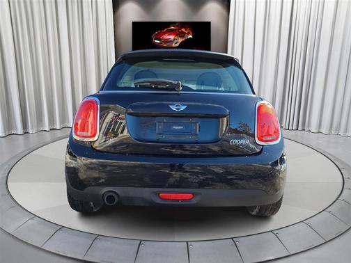 2016 MINI Hardtop Cooper