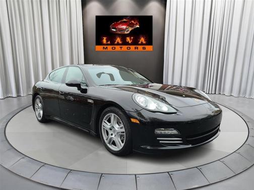 2011 Porsche Panamera 4