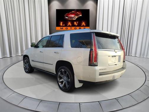 2017 Cadillac Escalade Premium Luxury