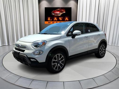 Bianco Gelato (White Clear Coat) 2018 FIAT 500X Trekking