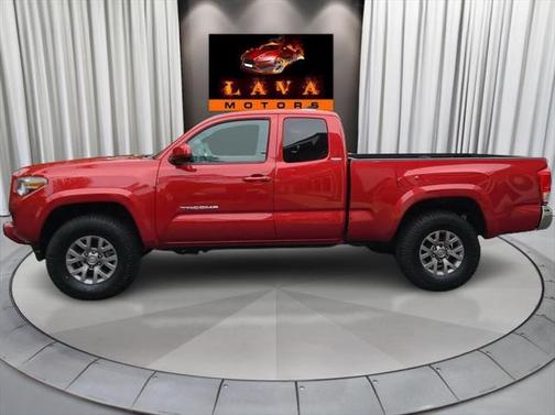 2016 Toyota Tacoma SR5