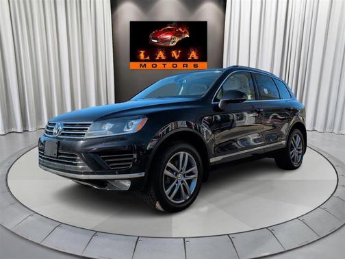 2015 Volkswagen Touareg V6 Lux