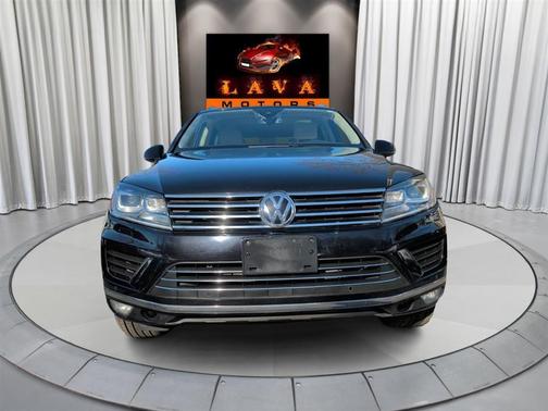 2015 Volkswagen Touareg V6 Lux