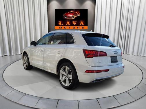 2019 Audi Q5 2.0T Premium Plus