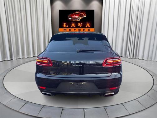 2018 Porsche Macan AWD