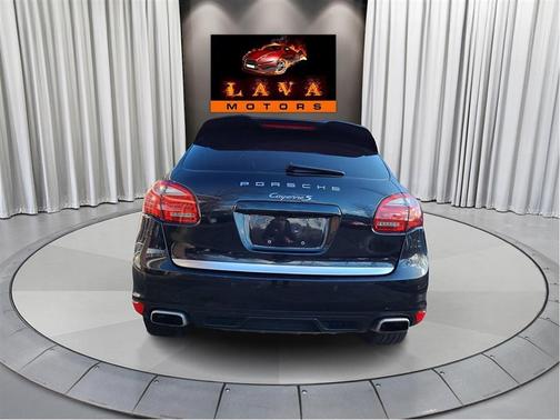 2013 Porsche Cayenne Cayenne