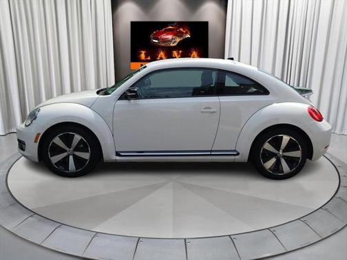 2012 Volkswagen Beetle Base