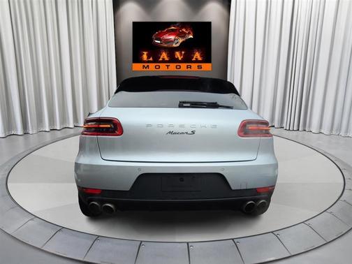 2016 Porsche Macan S