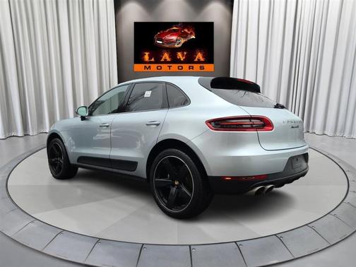 2016 Porsche Macan S
