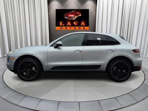 2016 Porsche Macan S
