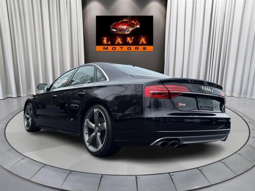 2015 Audi S8 4.0T