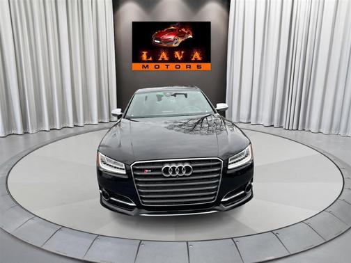 2015 Audi S8 4.0T