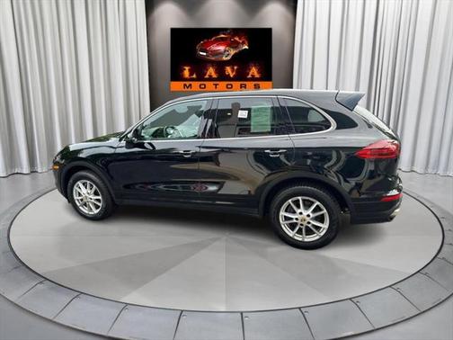 2016 Porsche Cayenne Base