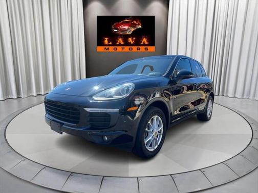 2016 Porsche Cayenne Base