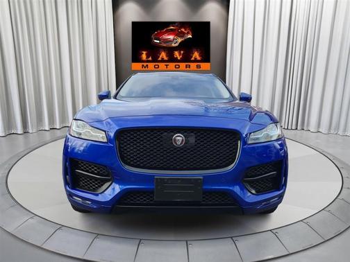 2019 Jaguar F-PACE 25t R-Sport