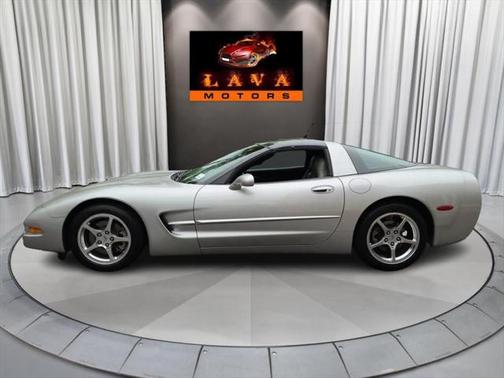 2004 Chevrolet Corvette Base