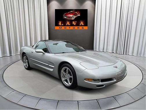 2004 Chevrolet Corvette Base