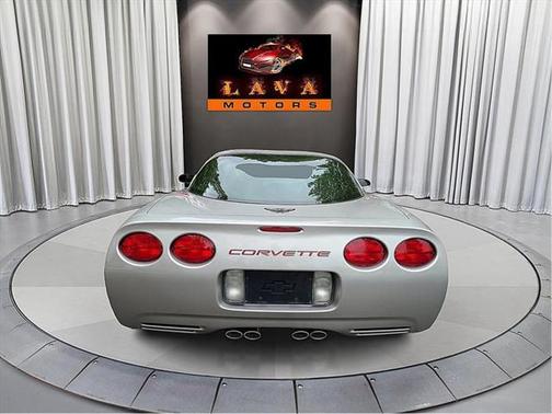 2004 Chevrolet Corvette Base