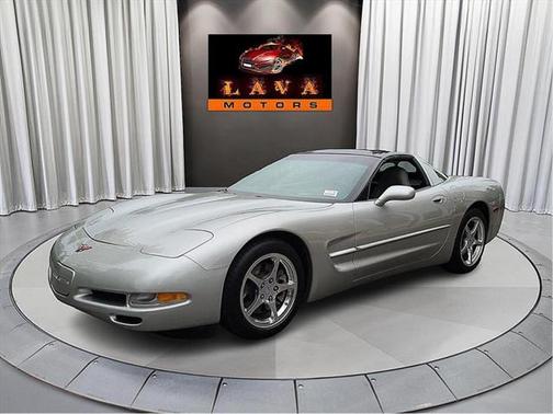 2004 Chevrolet Corvette Base