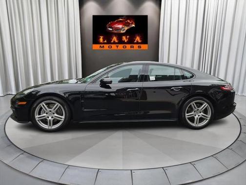 2018 Porsche Panamera 4