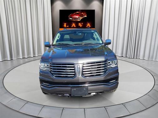 2016 Lincoln Navigator Select