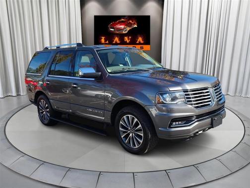 2016 Lincoln Navigator Select