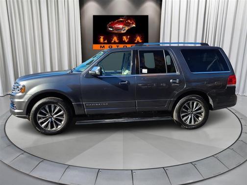 2016 Lincoln Navigator Select