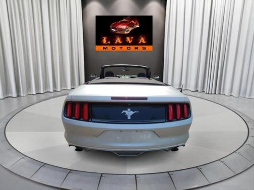 2015 Ford Mustang V6