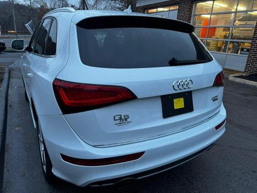 2017 Audi Q5 2.0T Premium Plus