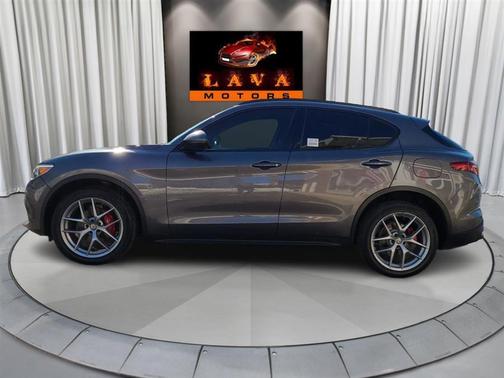 2018 Alfa Romeo Stelvio Ti Sport