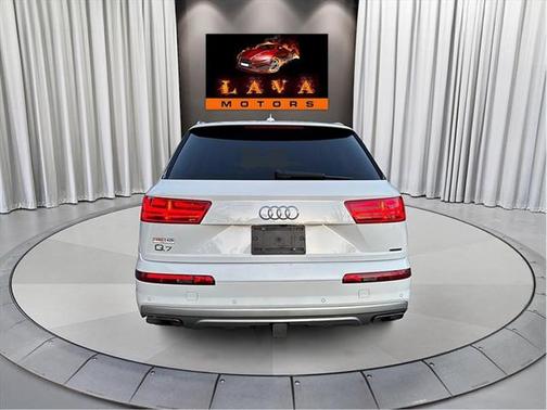2019 Audi Q7 45 Premium Plus