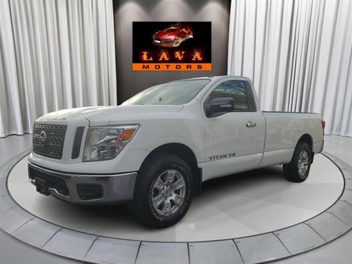 2019 Nissan Titan SV