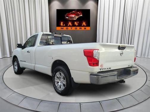 2019 Nissan Titan SV