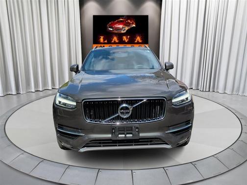 Pine Grey Metallic 2018 Volvo XC90 T6 Momentum