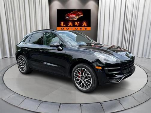 2017 Porsche Macan Turbo
