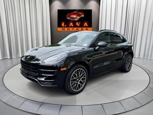 2017 Porsche Macan Turbo