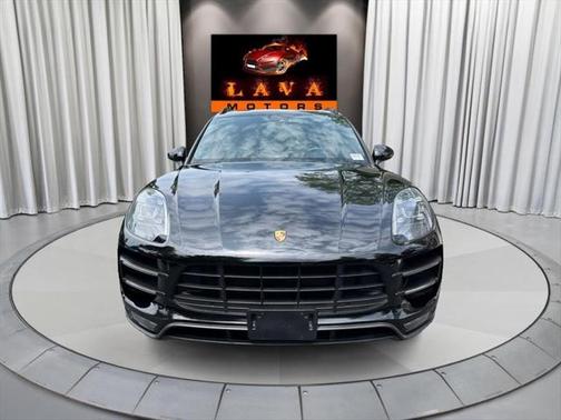2017 Porsche Macan Turbo