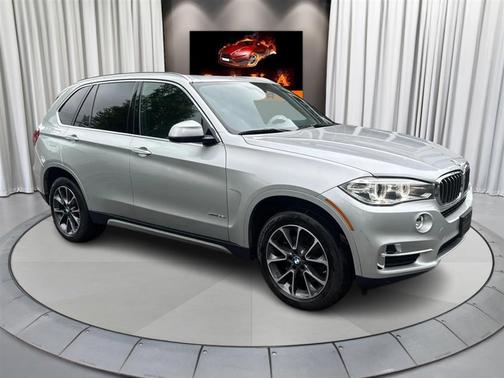 Glacier Silver Metallic 2018 BMW X5 xDrive35i