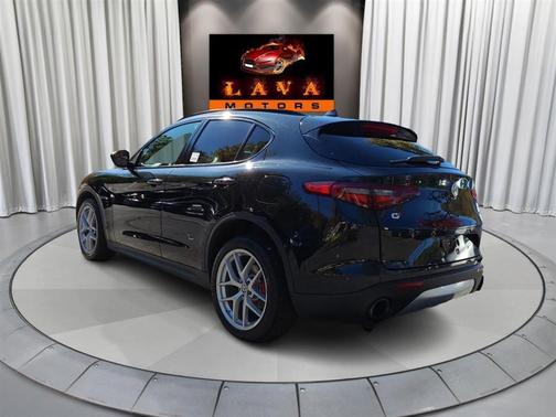 2018 Alfa Romeo Stelvio Ti Sport