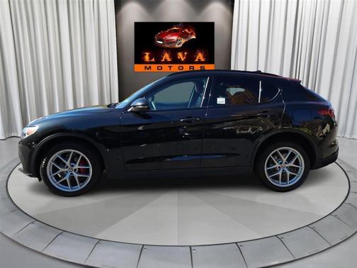 2018 Alfa Romeo Stelvio Ti Sport