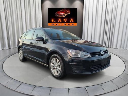 2017 Volkswagen Golf SportWagen TSI S