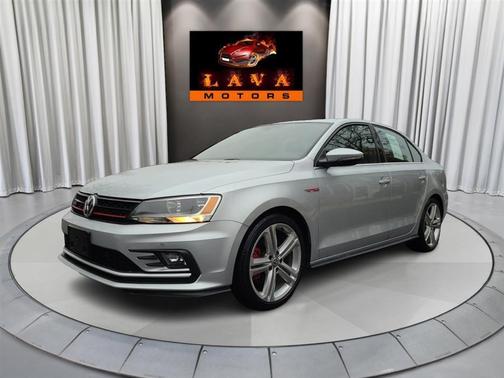 2016 Volkswagen Jetta 2.0T GLI SE