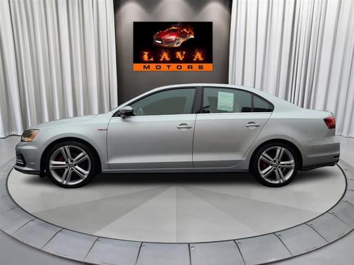 2016 Volkswagen Jetta 2.0T GLI SE